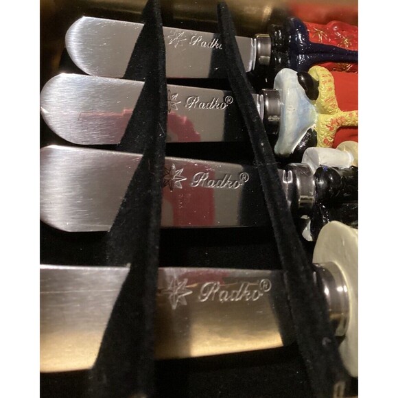 Christopher Radko Hand Painted “Home For The Holidays” Santa Cheese Pate Knives - Picture 5 of 7